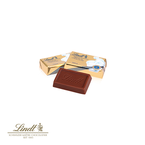 „2 in 1“ Marken-Adventskalender Lindt Schokolade mit Jahresplaner, Inlay aus Papier